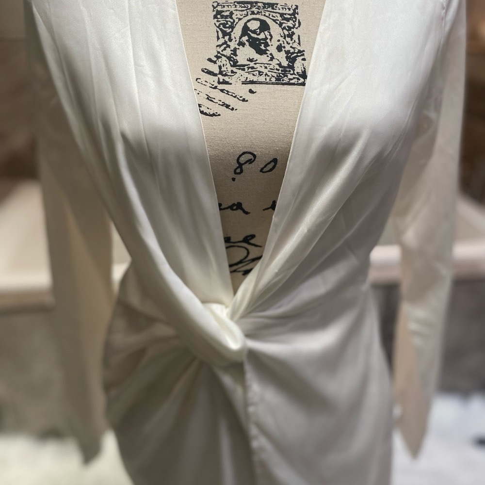 White satin deep V Party Dress